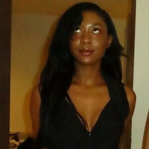 Meet your Posher, Simplysafiyah